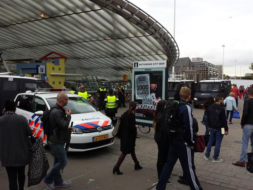 onderhoud boekje Evaluatie ME in actie tegen Feijenoordsupporters bij station Blaak - OPEN Rotterdam