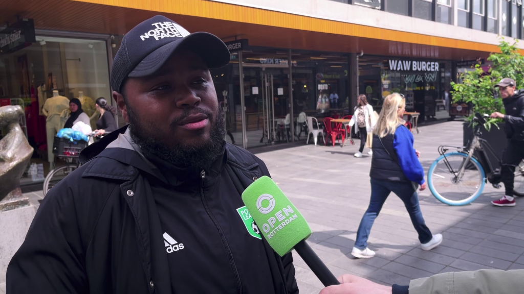 Woke zijn, wat betekent dat voor Rotterdammers? ‘Bewustzijn van wat er