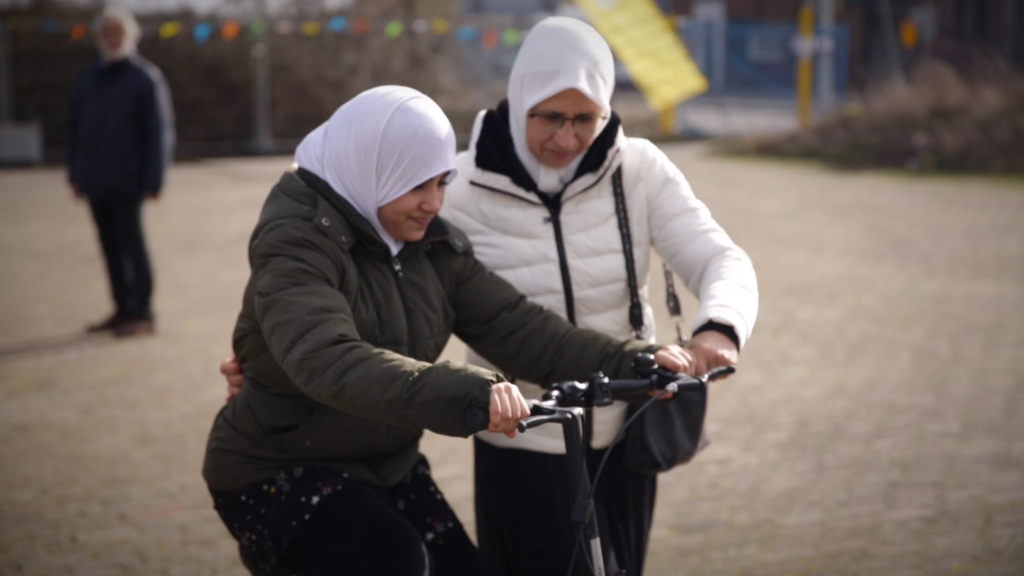 Over Mathenesse: fietslessen voor nieuwe Nederlanders
