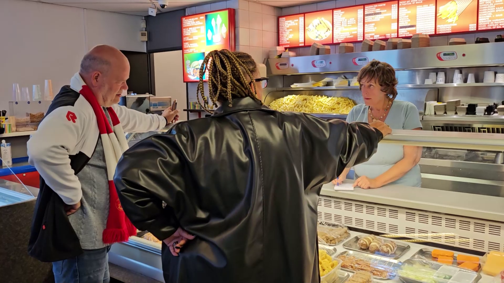 Opluchting voor Spartanen: iconische Snackbar Florida krijgt nieuwe eigenaren