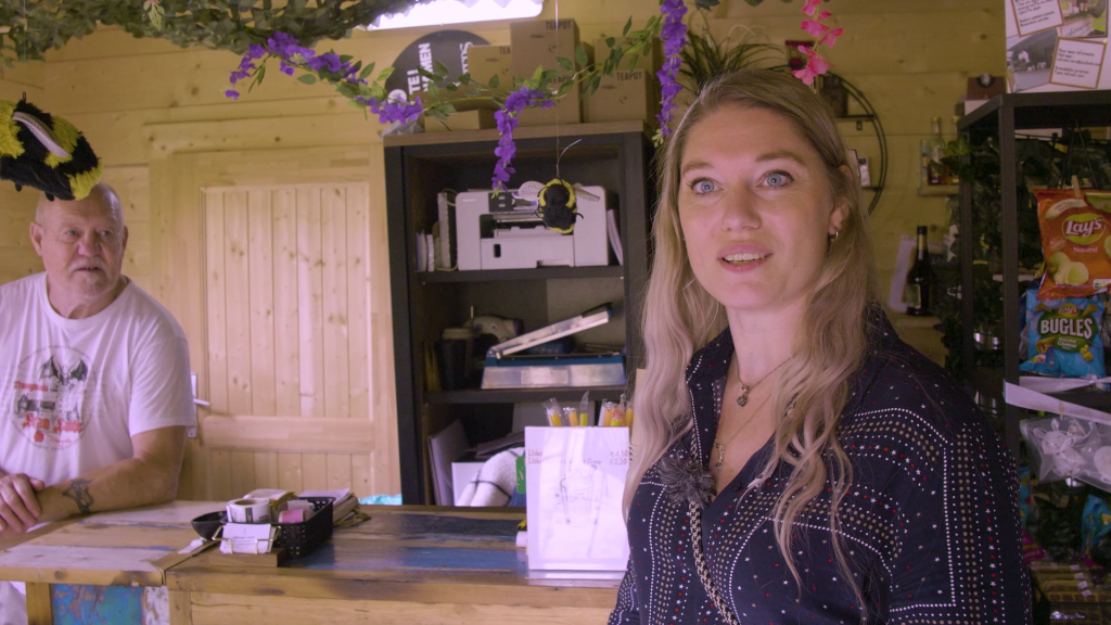 Van spekkies naar animethee: Kelly’s winkel in Oud-IJsselmonde is een hit bij cosplayfans