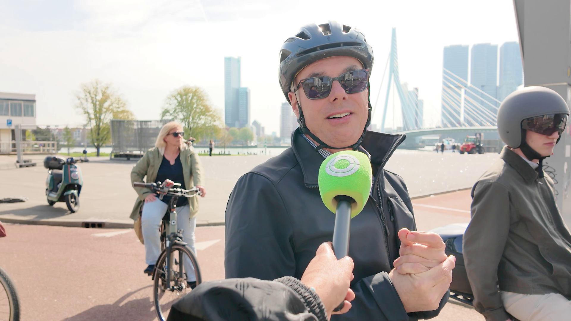 Rotterdam in top 3 van meeste verkeersongelukken: ‘Je moet heel goed opletten wil je dit overleven’